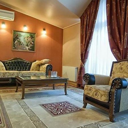 Motel Okolytsya à Rivne Extérieur photo